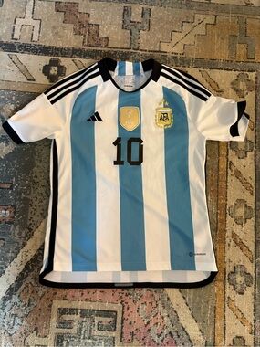 ARGENTINA HOME MESSI JERSEY